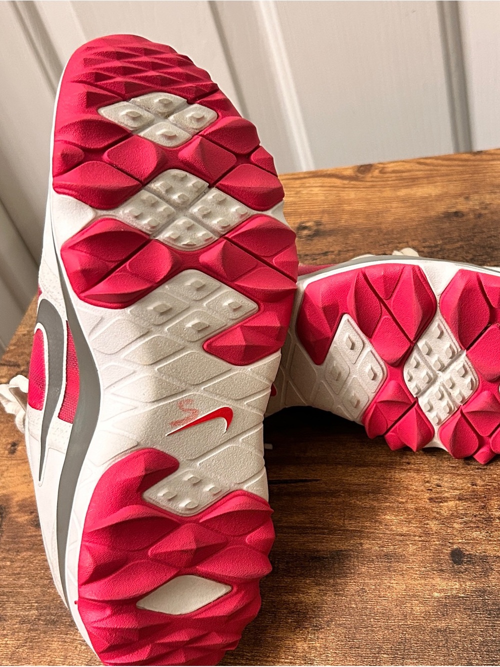 Nike FI Impact Golf Shoes, White / Grey / Vivid Pink, Women SIZE 7 US - 612661 - Picture 7 of 8